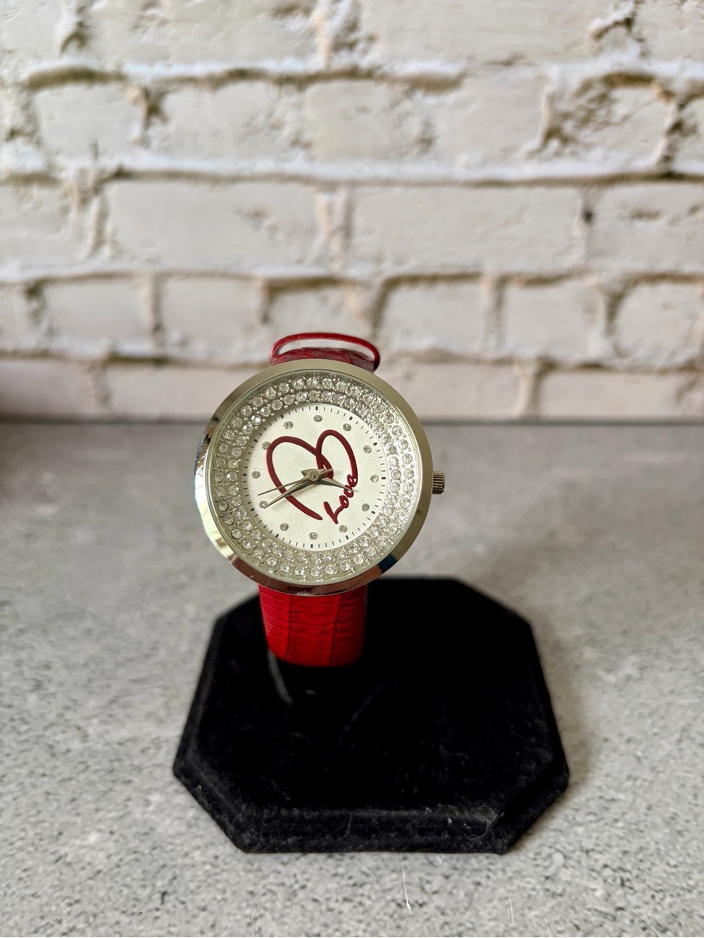 Chico’s Love Heart Rhinestone Watch New Battery